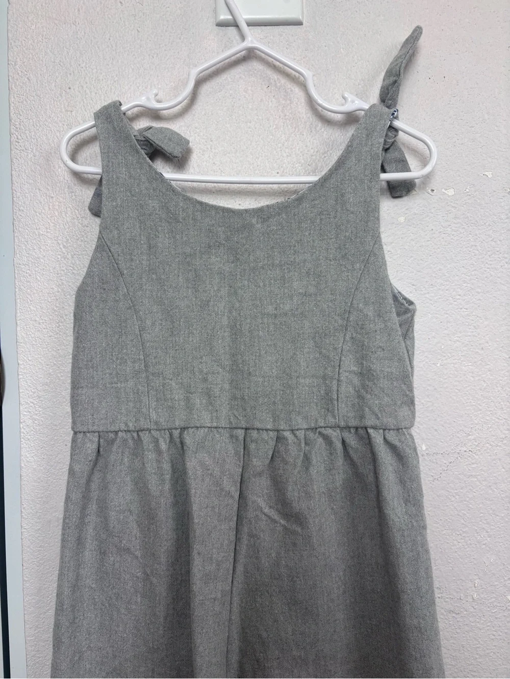 Hope & Henry Grey Tie-Shoulder Jumpsuit